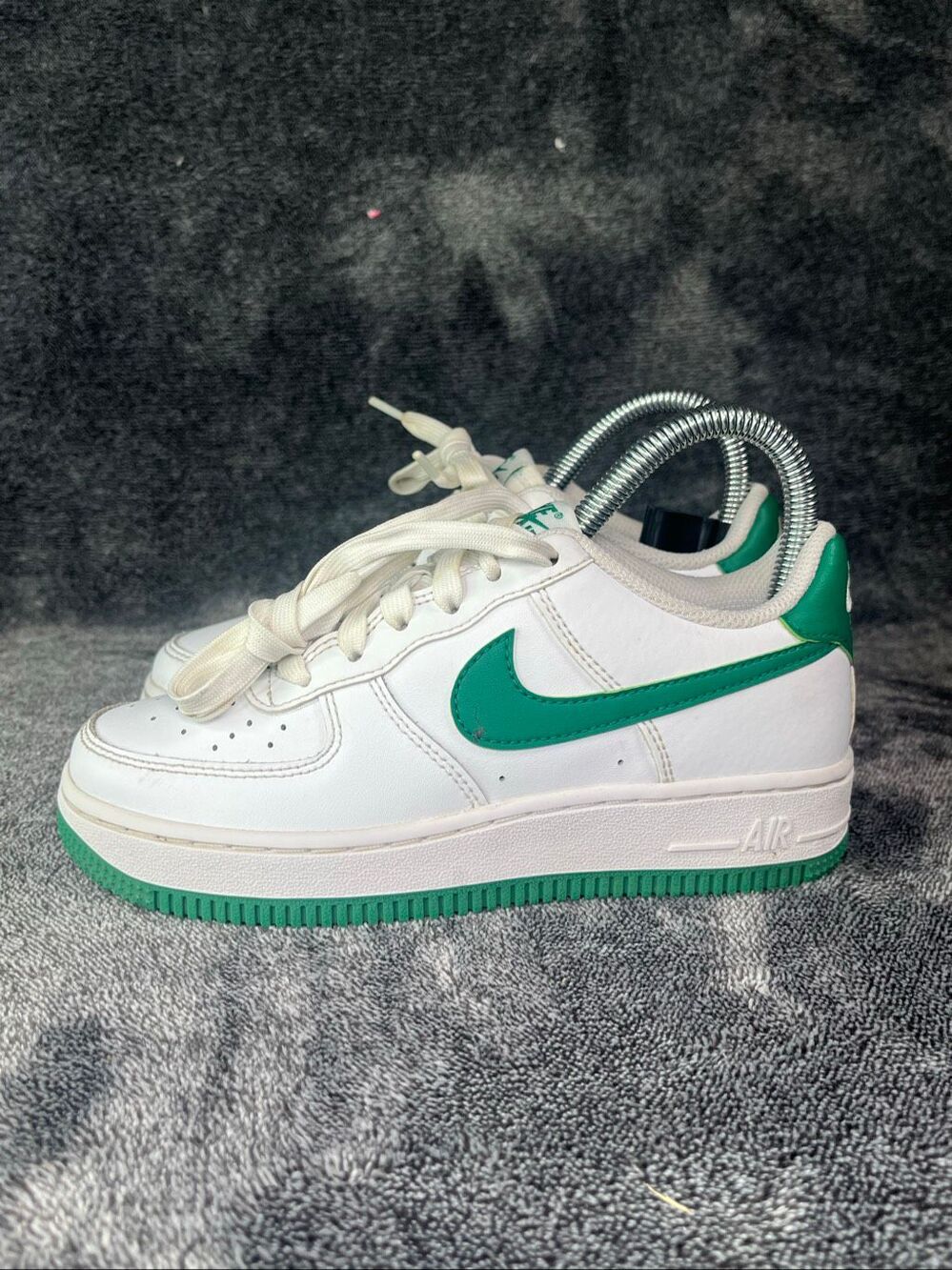 Nike Air Force 1 Low White Malachite Green Youth Size 2Y Sneakers FV5948-103